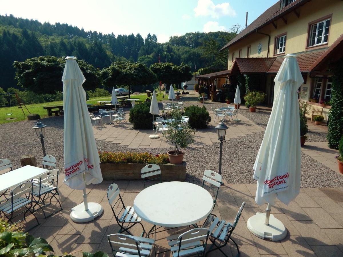 Wein Lodge Durbach - Gruppenhaus Weingut Neveu ภายนอก รูปภาพ